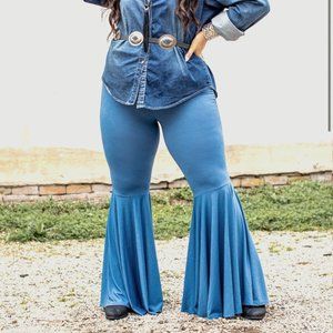 L&B Flare legged stretch pants